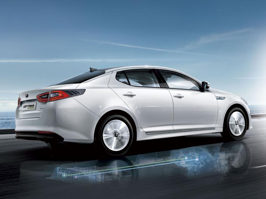  Kia Optima Hybrid 2014 года  (EU) (фото 3 из 4)